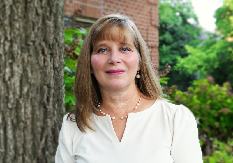 Stephanie Burton